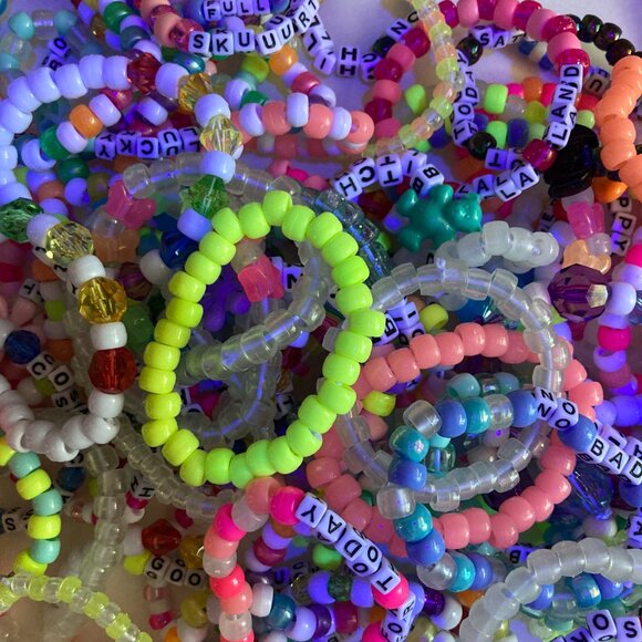 🌀 Rave Kandi Bundle of SIX RANDOM Bracelets - Picture 5 of 7